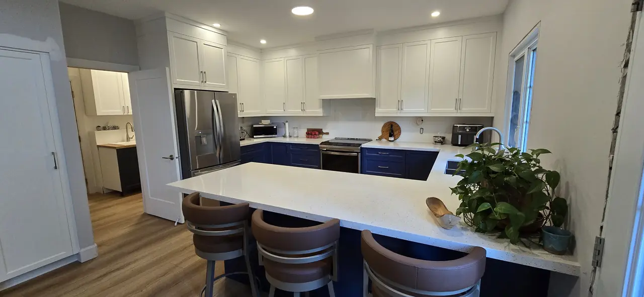 Open kitchen island by MATCON INC.